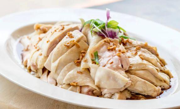 Membuat Ayam Kukus Rumahan, Sehat dan Gurih Saat Dinikmati